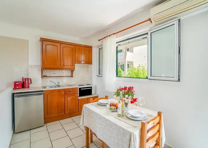 Anna And Maisonettes * Arillas (Corfu)