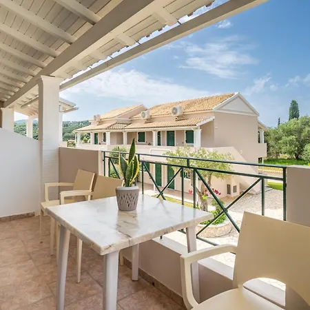 Anna And Maisonettes *