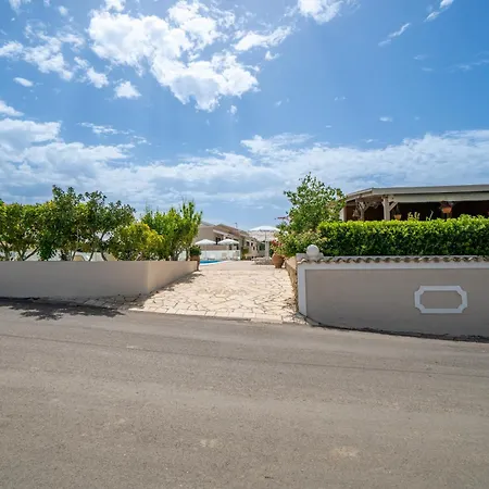 Anna And Maisonettes Arillas (Corfu)