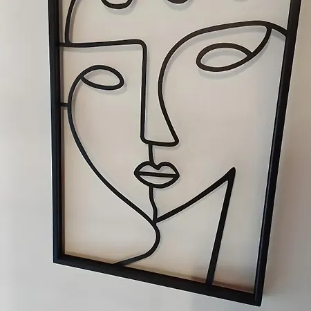 Anna Maisonette