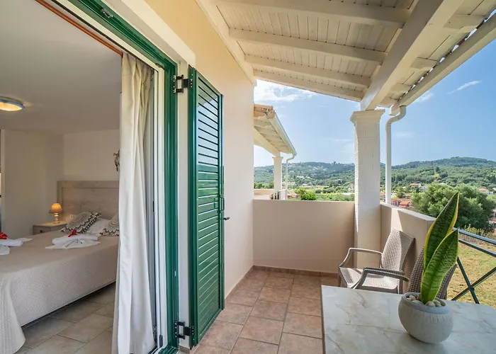 Anna And Maisonettes