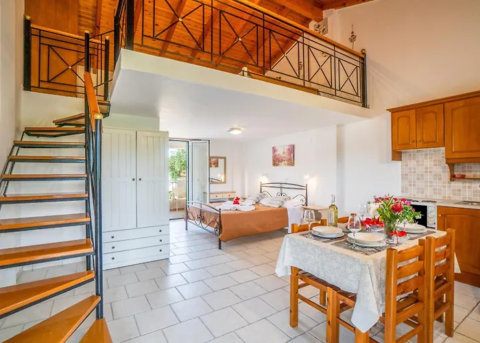 Anna And Maisonettes