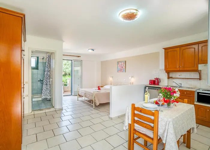 Anna And Maisonettes Apartment *