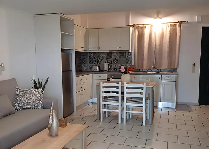 Anna And Maisonettes דירה